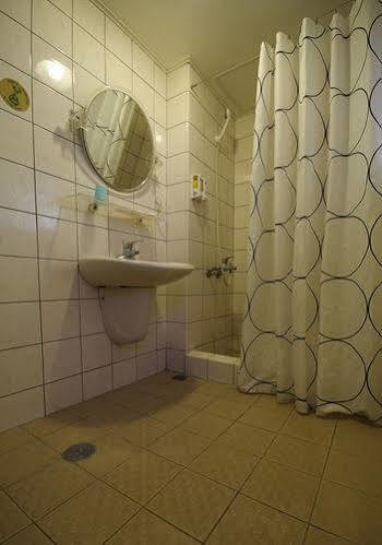 Royal Hotel Magong Luaran gambar