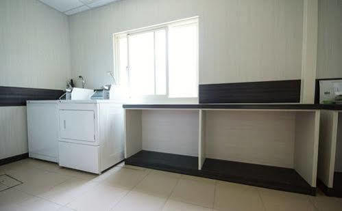 Royal Hotel Magong Luaran gambar